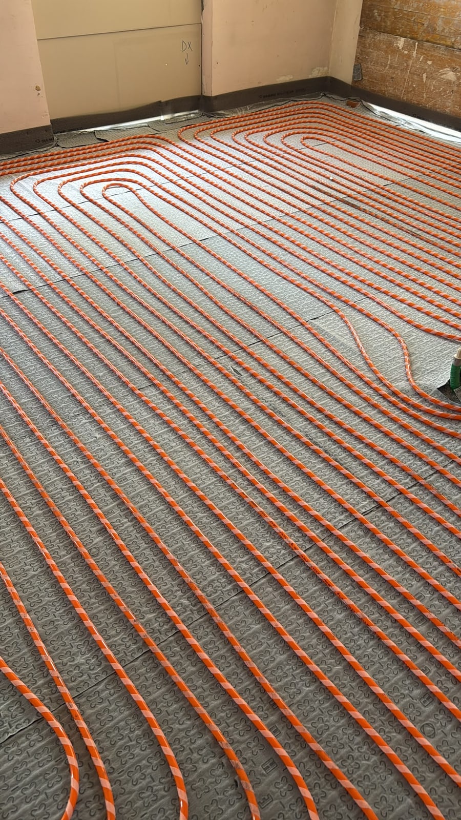 Circuiti arancio di un impianto radiante a pavimento